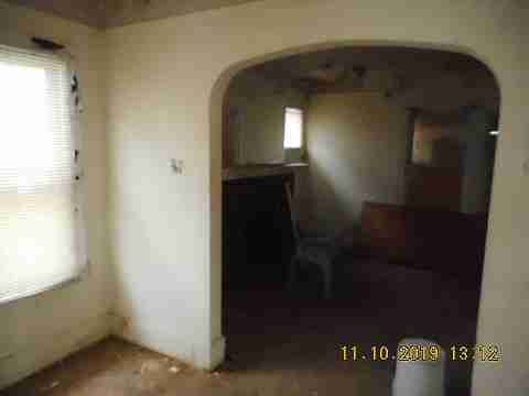 12090 Roselawn (73)_m.jpg